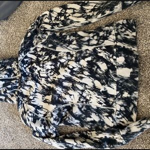 lulu lemon scuba hoodie size 12 fits smaller